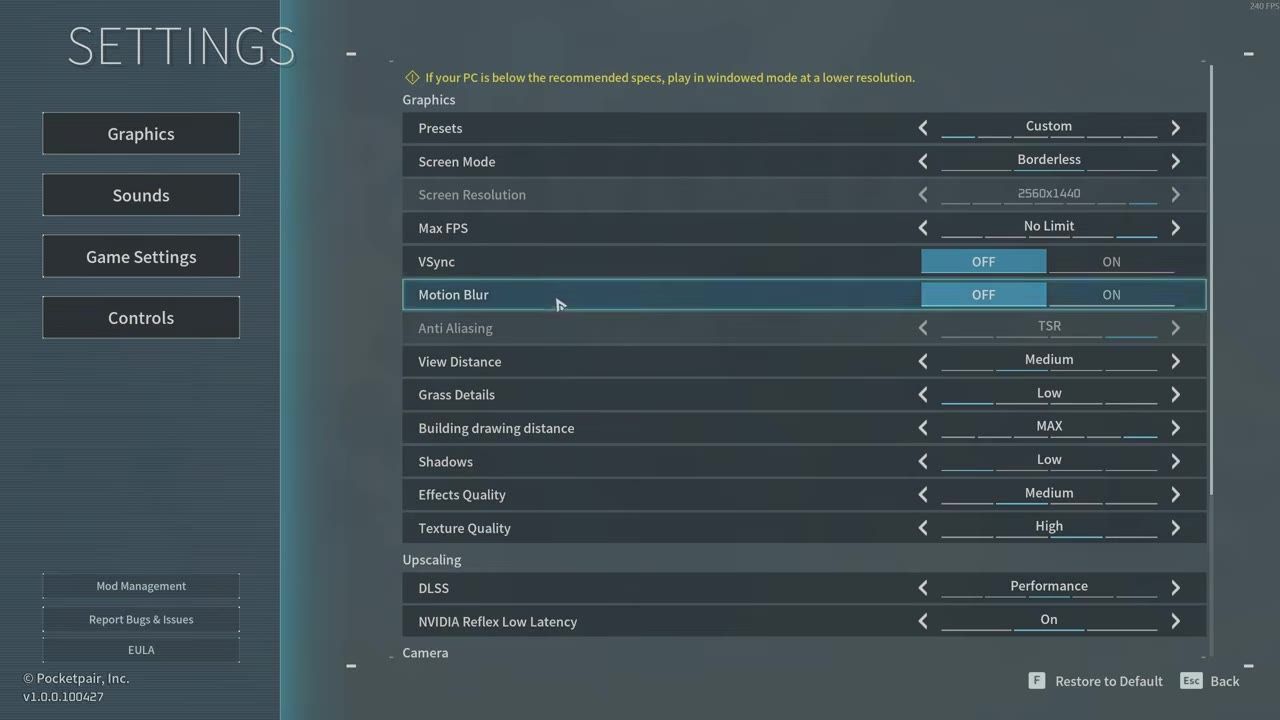 Graphics settings menu in a game, showing various options including motion blur set to off, view distance set to medium, and shadows set to low.